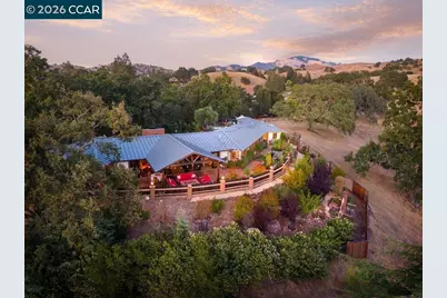 925 Beech Drive, Walnut Creek, CA 94596 - Photo 1