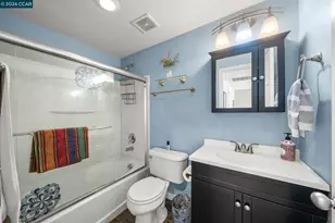 561 Loch Lomond Way, Fairfield, CA 94534 - Photo 24