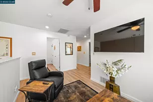 561 Loch Lomond Way, Fairfield, CA 94534 - Photo 18