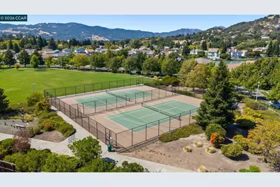 561 Loch Lomond Way, Fairfield, CA 94534 - Photo 46