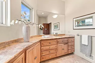 11 Drury Ct, Berkeley, CA 94705 - Photo 52