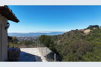11 Drury Ct, Berkeley, CA 94705 - Photo 6