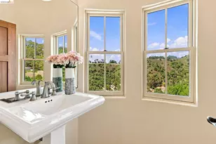 11 Drury Ct, Berkeley, CA 94705 - Photo 54