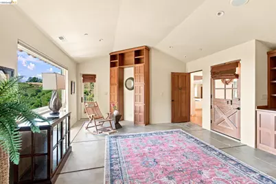 11 Drury Ct, Berkeley, CA 94705 - Photo 32