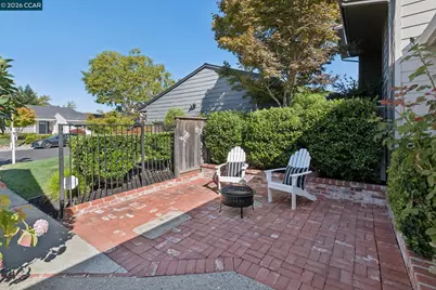 115 Cypress Point Way, Moraga, CA 94556 - Photo 6