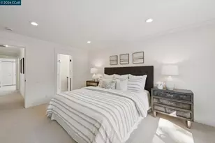 115 Cypress Point Way, Moraga, CA 94556 - Photo 32