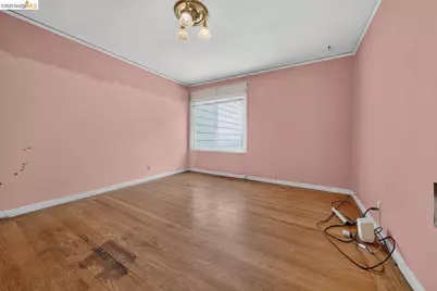 59 Santa Fe Ave, San Francisco, CA 94124 - Photo 8