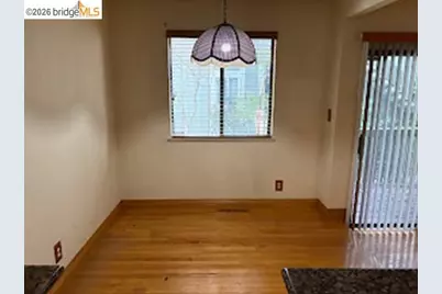 8781 Mountain Blvd #5, Oakland, CA 94605 - Photo 4