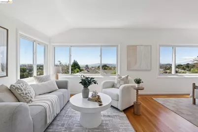 5718 Burlingame Ave, Richmond, CA 94804 - Photo 16