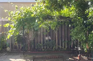 2328 Bartlett St, Oakland, CA 94601 - Photo 48