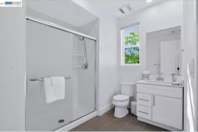 1826 Entrance Rd, Alameda, CA 94501 - Photo 8