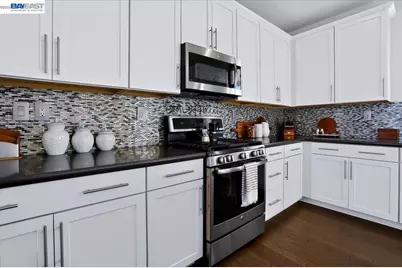 1826 Entrance Rd, Alameda, CA 94501 - Photo 10
