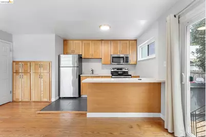 2425 Grant St, Berkeley, CA 94703 - Photo 6