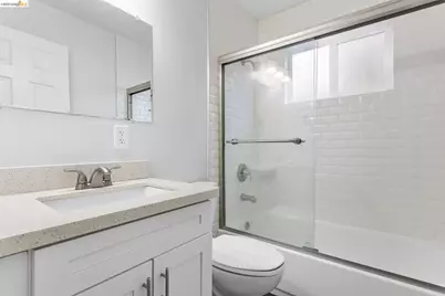 2425 Grant St, Berkeley, CA 94703 - Photo 8