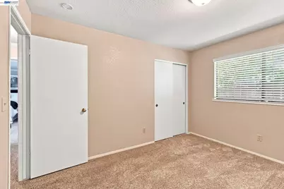 2870 Smoke Tree Cir, Stockton, CA 95209 - Photo 18