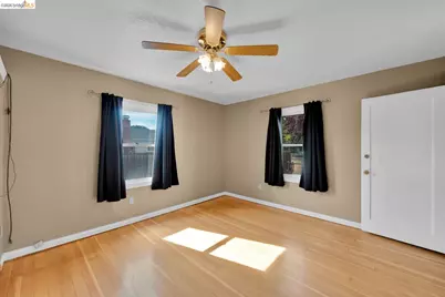 3742 Walnut Ave, Concord, CA 94519 - Photo 28