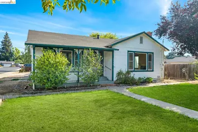 3742 Walnut Ave, Concord, CA 94519 - Photo 4