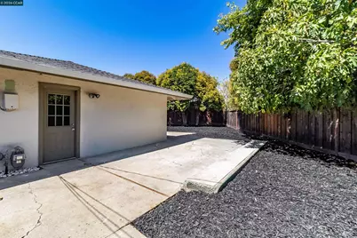 1593 Mendocino Dr, Concord, CA 94521 - Photo 36