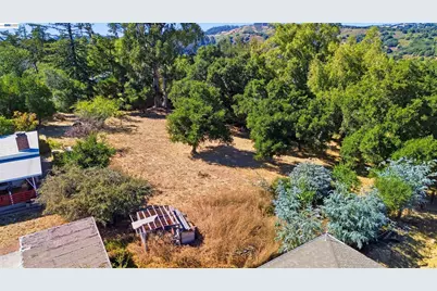 4618 Ewing Rd, Castro Valley, CA 94546 - Photo 44