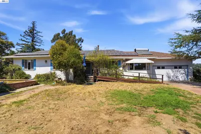 4618 Ewing Rd, Castro Valley, CA 94546 - Photo 2