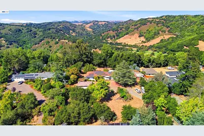 4618 Ewing Rd, Castro Valley, CA 94546 - Photo 26