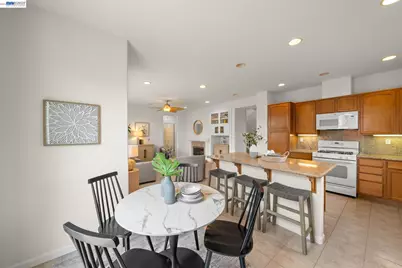 2793 Sunset Dune Way, Hayward, CA 94545 - Photo 8