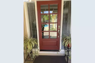 631 Sherree Ct, Martinez, CA 94553 - Photo 2