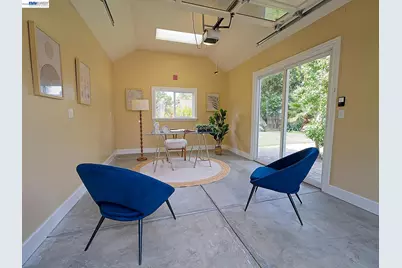 574 Broadmoor Blvd, San Leandro, CA 94577 - Photo 46