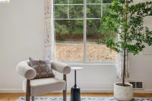 200 Caldecott Ln, Oakland, CA 94618 - Photo 8