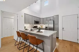 200 Caldecott Ln, Oakland, CA 94618 - Photo 10