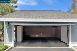 329 Grapevine Pl, Pleasant Hill, CA 94523 - Photo 26