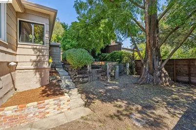 66 Arlington Court, Kensington, CA 94707 - Photo 82