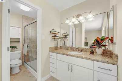 2547 Silvercrest Ct, Pinole, CA 94564 - Photo 36