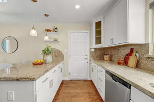 2547 Silvercrest Ct, Pinole, CA 94564 - Photo 24