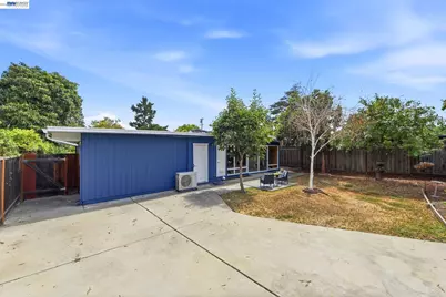 801 Richmond Ave, San Jose, CA 95128 - Photo 44