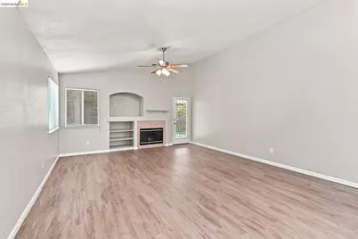 2008 Gordon Verner Cir, Stockton, CA 95206 - Photo 6