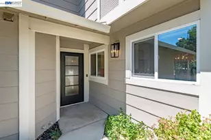 2105 Armstrong Dr, Pleasanton, CA 94588 - Photo 6