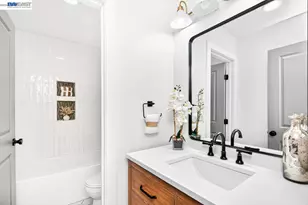 2105 Armstrong Dr, Pleasanton, CA 94588 - Photo 28