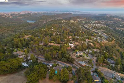 13474 Skyline Blvd, Oakland, CA 94619 - Photo 60