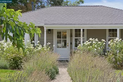 137 Adria Dr, Pleasant Hill, CA 94523 - Photo 4