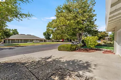 1730 El Padro Dr, Livermore, CA 94550 - Photo 46