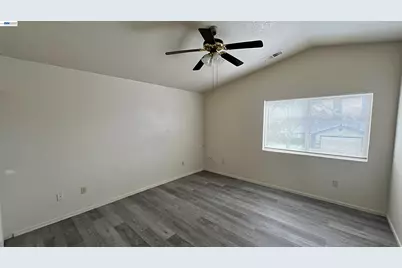 2149 Stormy Creek Ct, Stockton, CA 95206 - Photo 14