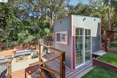 3051 Parker Ave, Oakland, CA 94605 - Photo 30
