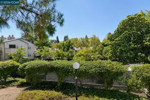 395 Camelback Rd, Pleasant Hill, CA 94523 - Photo 26
