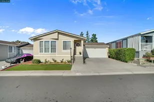 1840 Paris Ln, Antioch, CA 94509 - Photo 2