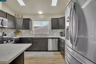 1840 Paris Ln, Antioch, CA 94509 - Photo 18