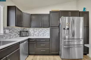 1840 Paris Ln, Antioch, CA 94509 - Photo 20