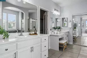 4990 Ridgefield Cir, Fairfield, CA 94534 - Photo 26