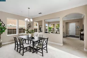4990 Ridgefield Cir, Fairfield, CA 94534 - Photo 10