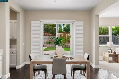 4990 Ridgefield Cir, Fairfield, CA 94534 - Photo 18